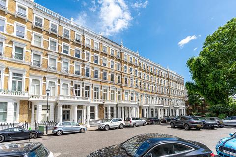 1 bedroom flat for sale, Emperors Gate, South Kensington, London, SW7