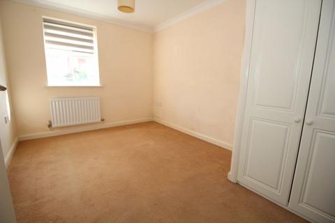 2 bedroom apartment to rent, White's Way, Southampton