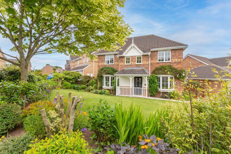 Fairfields, Alnwick, Northumberland 3 bed detached house for sale £