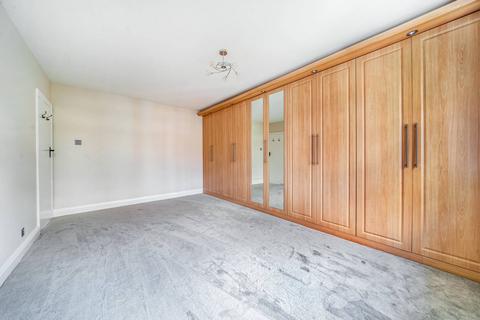 4 bedroom detached house for sale, The Spinney, Stanmore, HA7