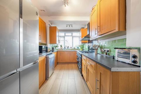 3 bedroom end of terrace house for sale, Glenburnie Road, Tooting Bec, London, SW17