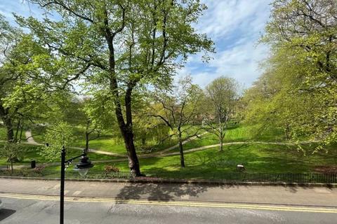 2 bedroom apartment to rent, Winckley Square, Preston PR1