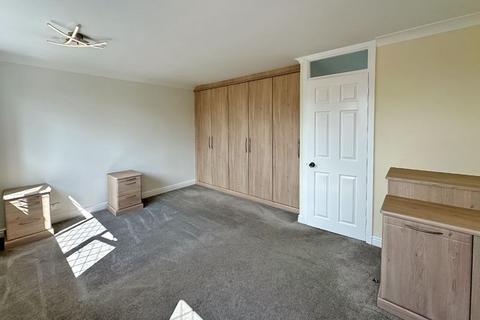4 Brockeridge Close, Willenhall, WV12 5DN