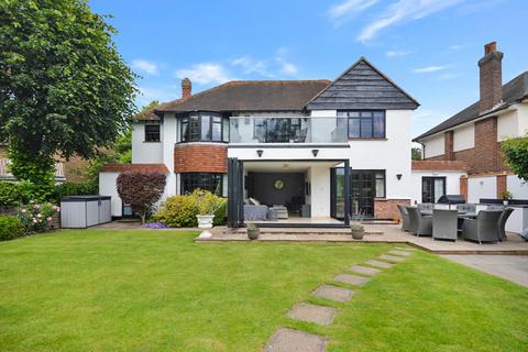 4 bedroom detached house for sale, Staines Road, Staines-upon-Thames