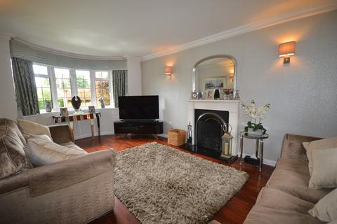 4 bedroom detached house for sale, Staines Road, Staines-upon-Thames