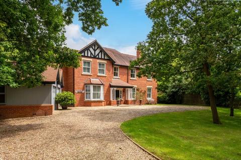 5 bedroom detached house for sale, Elmwood House, Coronation Road, Woodhall Spa