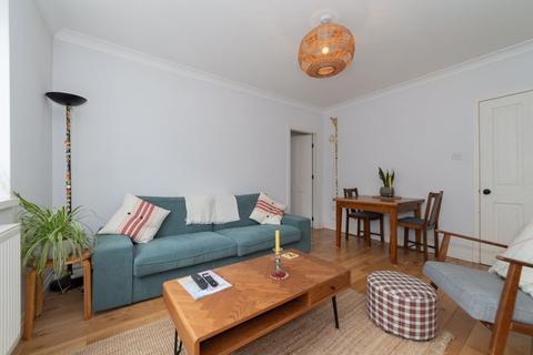 2 bedroom apartment for sale, Maida Vale, London