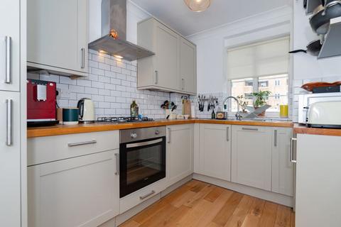 2 bedroom apartment for sale, Maida Vale, London