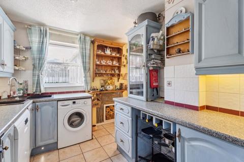 8 Becks Close, Markyate, St Albans, AL3 8HX
