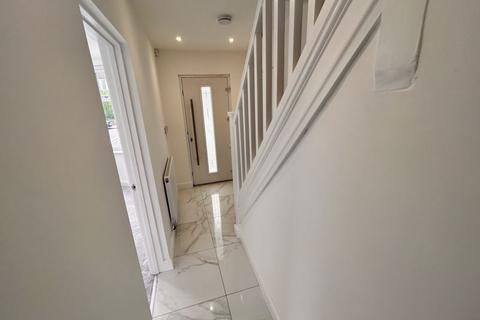 77 Elizabeth Road, Sutton Coldfield, B73 5AP