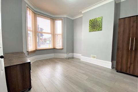148 Woolwich Road, London, SE10 0LT