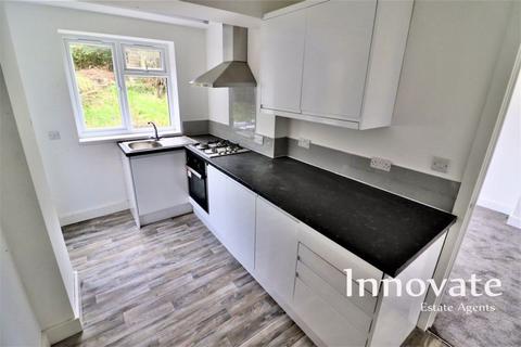 3 bedroom semi-detached house for sale, Mavis Gardens, Oldbury B68