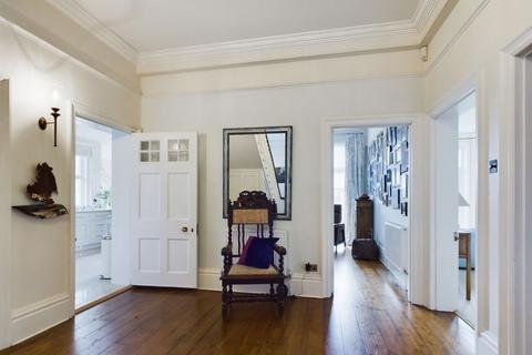 120 Midford Road, Bath, BA2 5RY