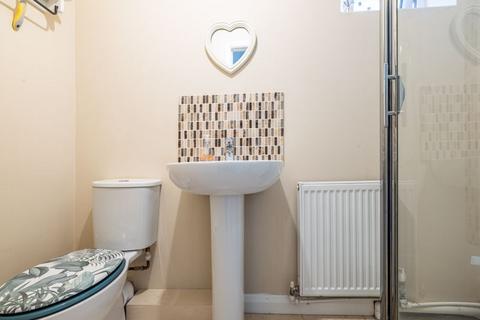 230 Buckingham Road, Bletchley, Milton Keynes, MK3 5JE