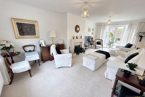 4 bedroom detached house for sale, SUTTON ROAD, SUTTON POYNTZ, WEYMOUTH, DORSET