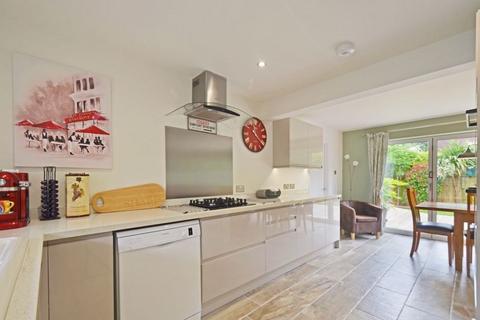 2 Radnor Close, Bodmin, PL31 2BZ