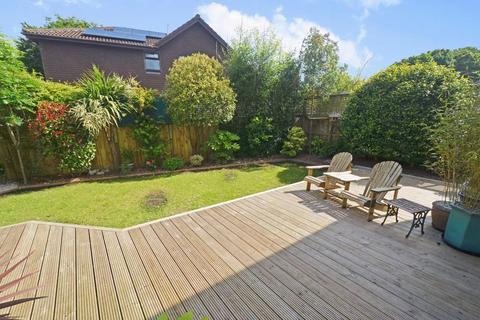 2 Radnor Close, Bodmin, PL31 2BZ