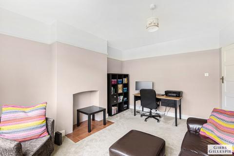 1 bedroom maisonette to rent, Holwell Place, Pinner