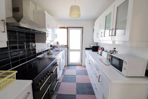 3 bedroom terraced house for sale, Congreve Road, Worthing