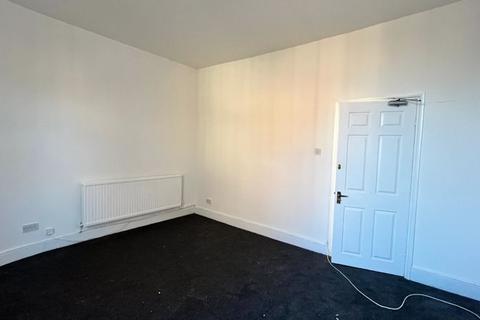 3 bedroom house share for sale, HMO FLAT & SHOP - Mansfield Road, Nottingham NG1 3FQ