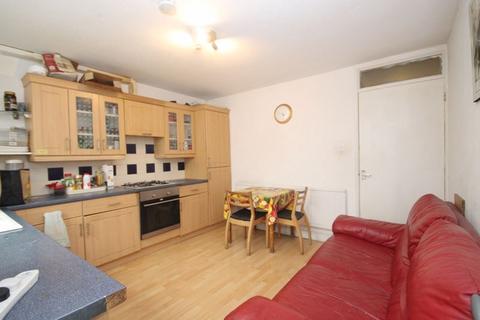 3 Hendren Close, Greenford, UB6 0SQ