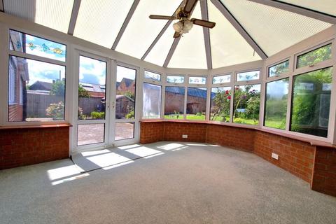 2 bedroom bungalow to rent, Bitteswell Road, Lutterworth LE17
