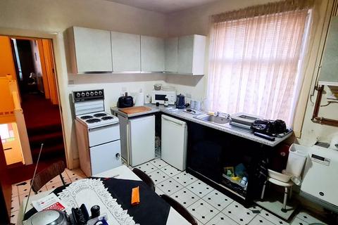 44 Boundary Road, London, SW19 2AN