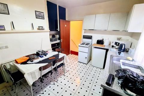 44 Boundary Road, London, SW19 2AN