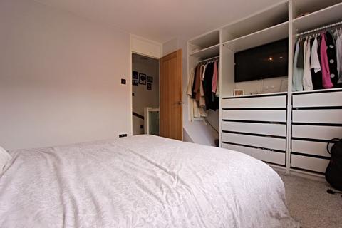 1 Catkin Close, Chineham, Basingstoke, RG24 8XY