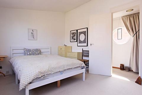 15 Kirton Close, Reading, RG30 2NS