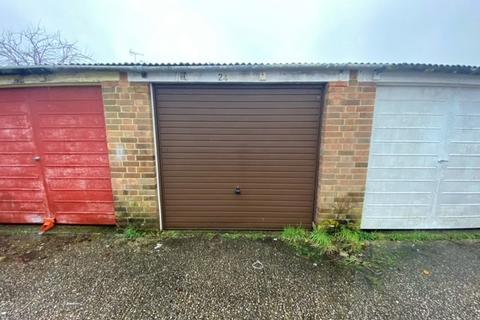 Garage to rent, Garage New Barn Lane, North Bersted