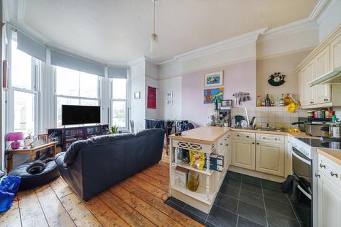 1 bedroom apartment to rent, Springfield Road, Kingston upon Thames