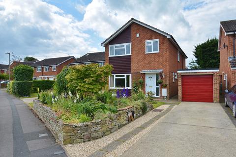 32 Cowleaze, Chinnor, OX39 4TB