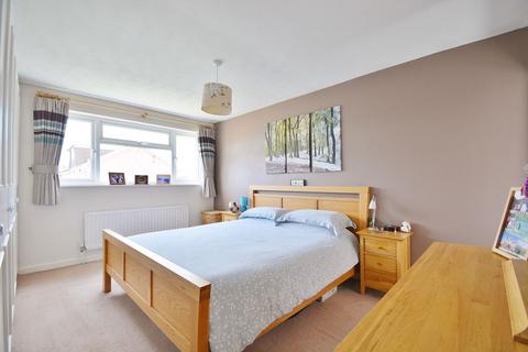 32 Cowleaze, Chinnor, OX39 4TB
