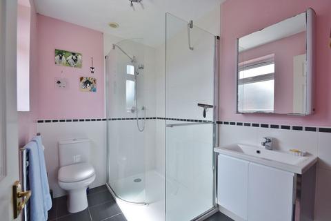 32 Cowleaze, Chinnor, OX39 4TB