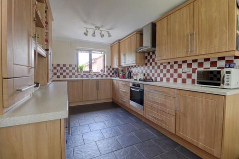 3 bedroom detached house for sale, St. Davids Crescent, Scunthorpe