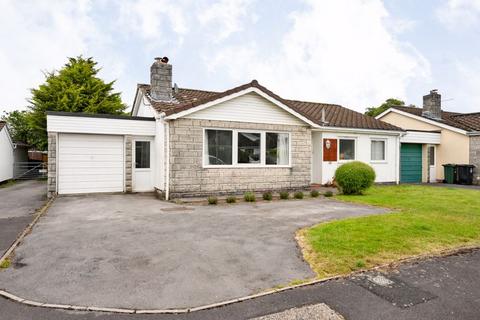 3 bedroom bungalow for sale, Woodland Close, Failand