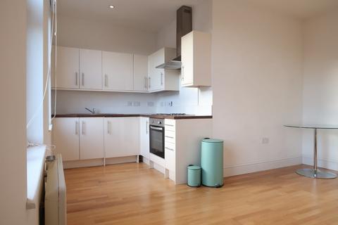 1 bedroom apartment to rent, Holloway Road, London N7