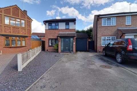 3 bedroom detached house for sale, Malvern Close, Stafford ST17