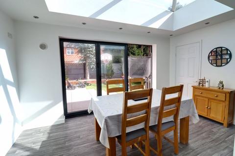 3 bedroom detached house for sale, Malvern Close, Stafford ST17