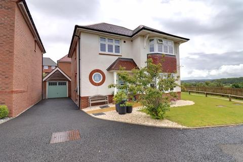 3 bedroom detached house for sale, Oberton Gardens, Stafford ST18