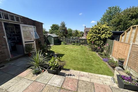 3 bedroom semi-detached house for sale, Rosebank, Waltham Abbey