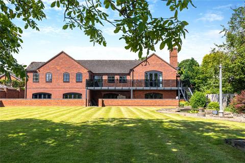 4 bedroom bungalow for sale, Stourport-on-Severn, Worcestershire DY13