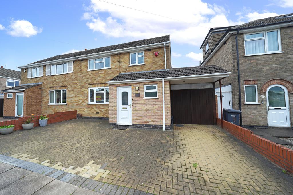 Leicester LE4 3 bed semidetached house £300,000