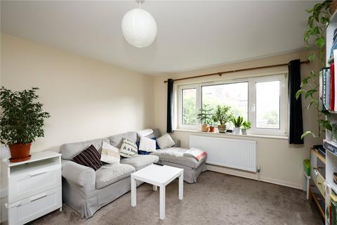 18 Webster Gardens, London, W5 5ND