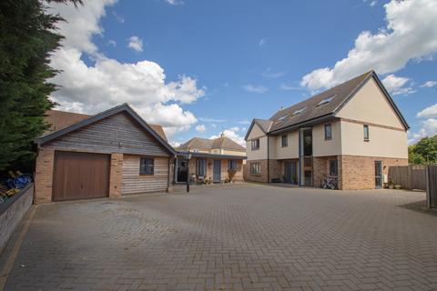 5 bedroom detached house for sale, Farcet, Peterborough PE7