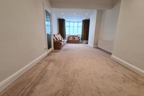 4 bedroom semi-detached house to rent, Rushgrove Avenue, Colindale , London NW9