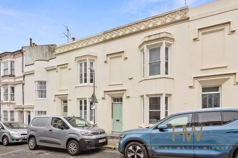 4 bedroom terraced house to rent, Temple Street, Brighton, BN1 3BH