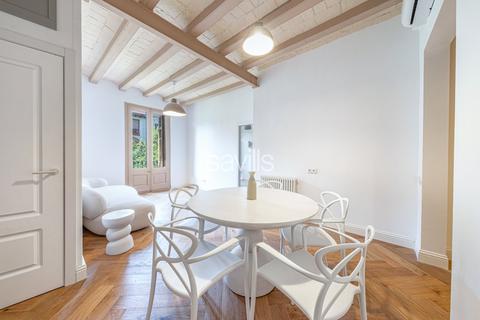 3 bedroom apartment, Flat For Sale In Eixample, Eixample, Barcelona