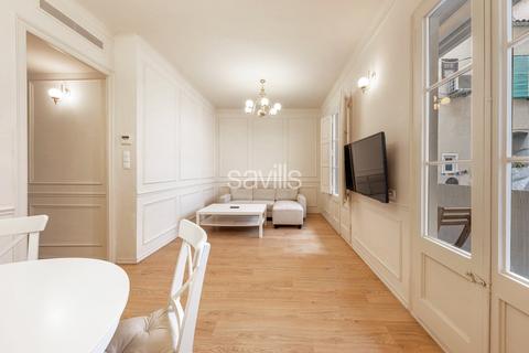 2 bedroom penthouse, Flat For Sale In Eixample, Eixample, Barcelona